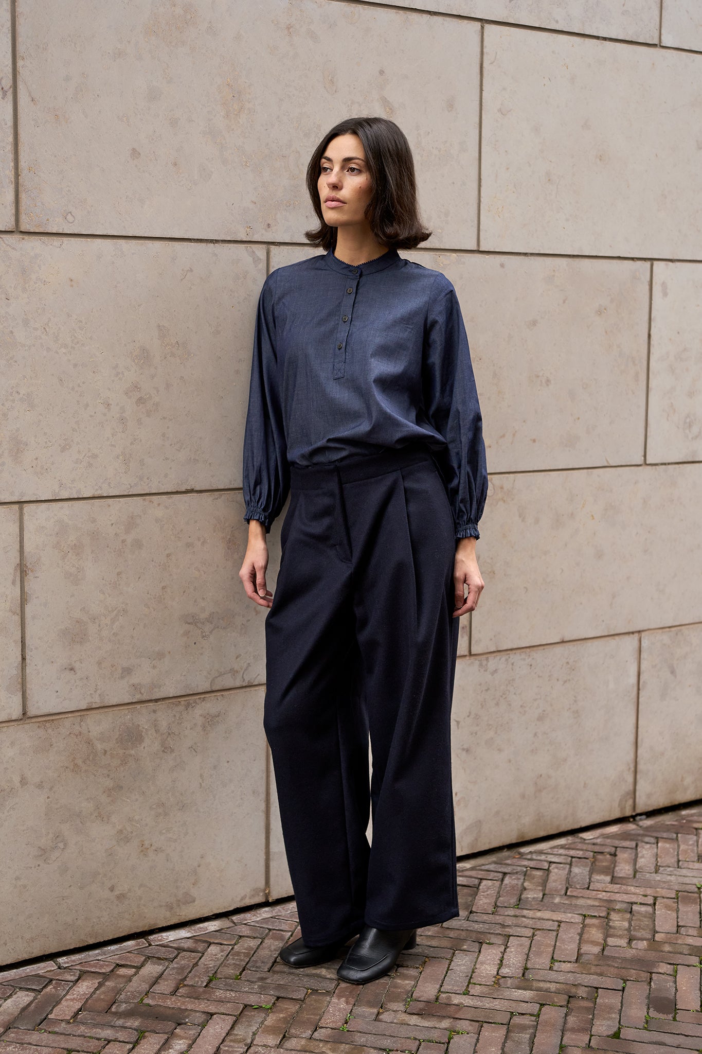 MIRA Bluse mit Knopfleiste