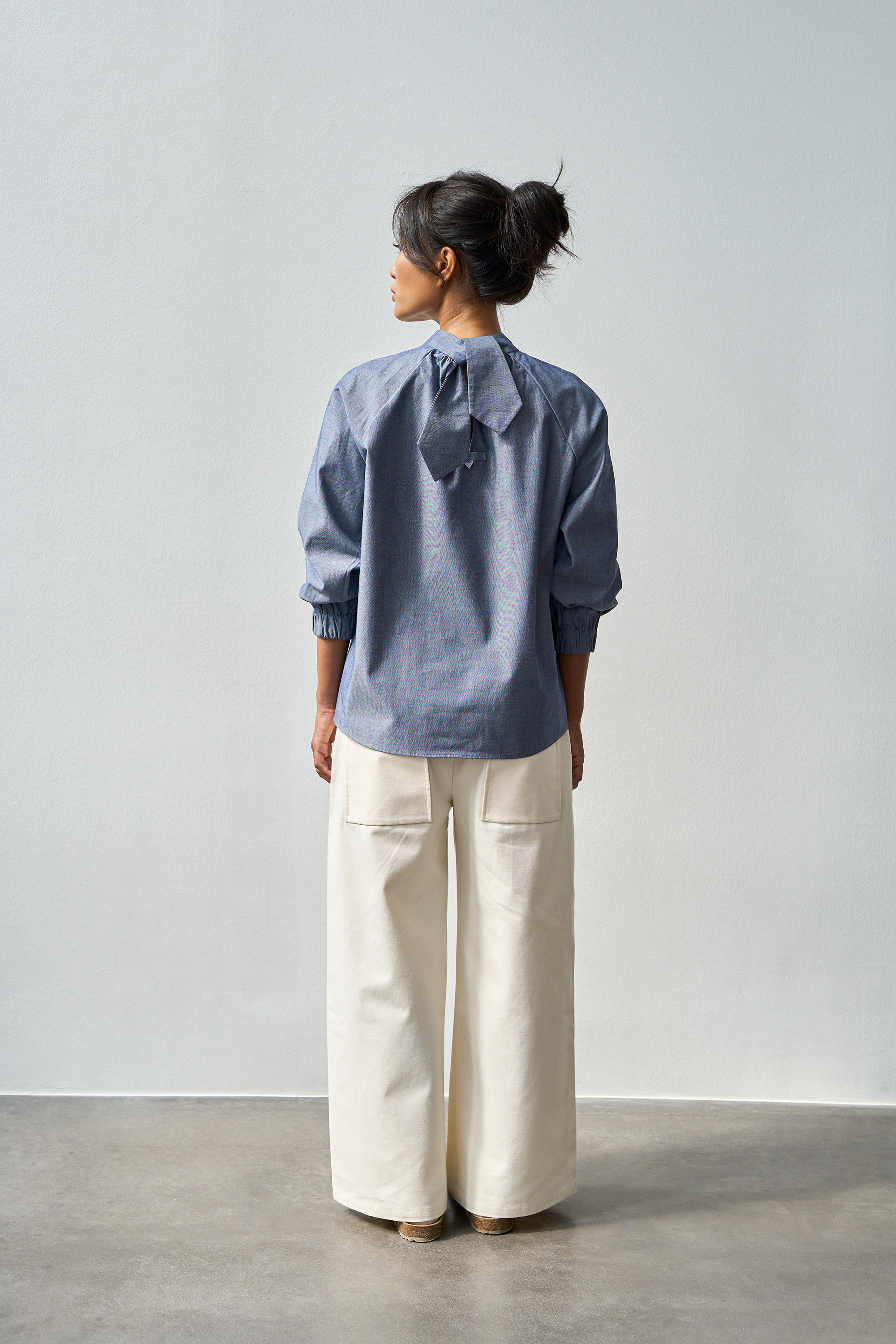 EMMA Bluse mit Stehkragen