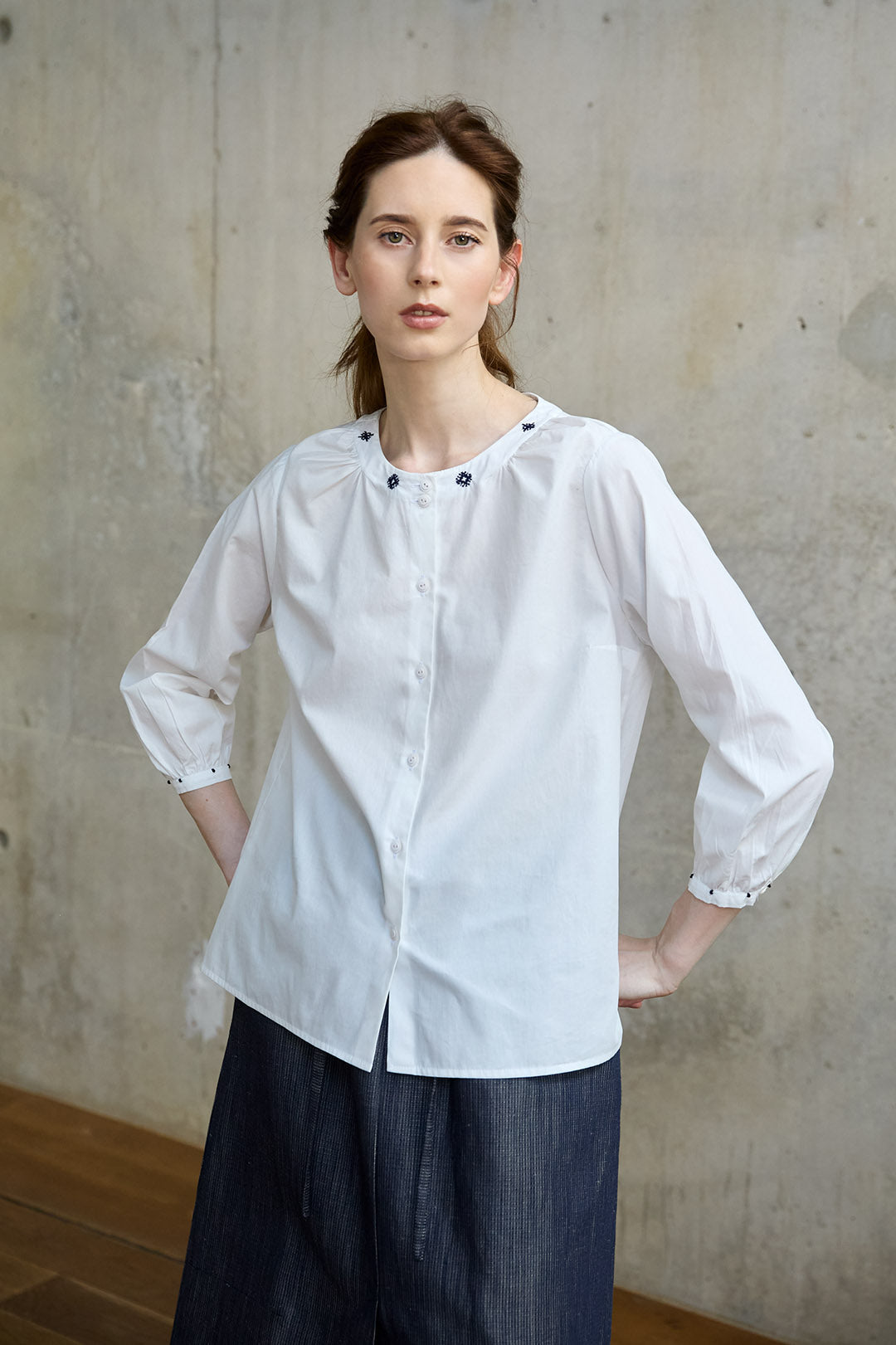 ASHLEY Bluse mit Bestickung