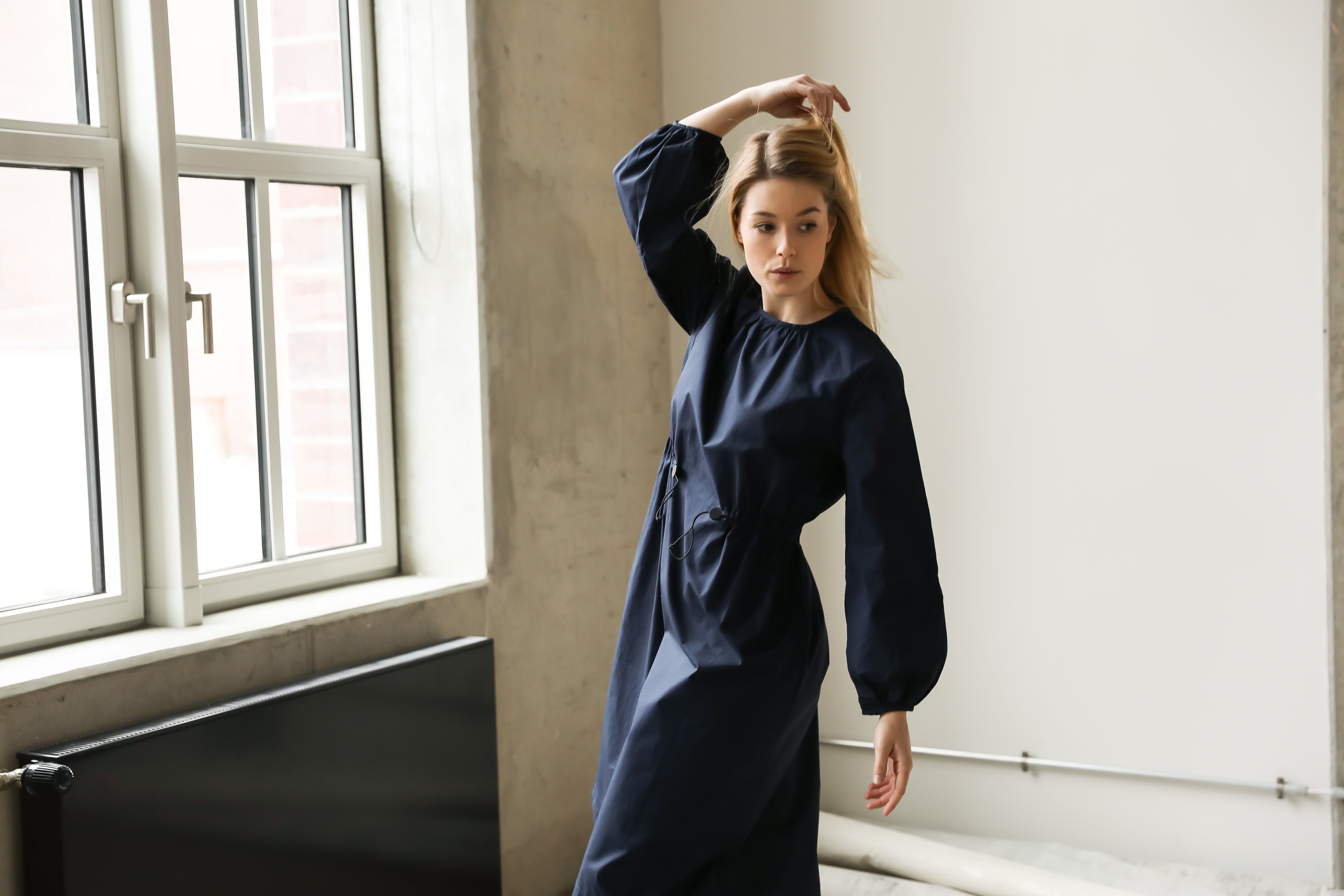 LIVIA Kleid mit Ballonärmel