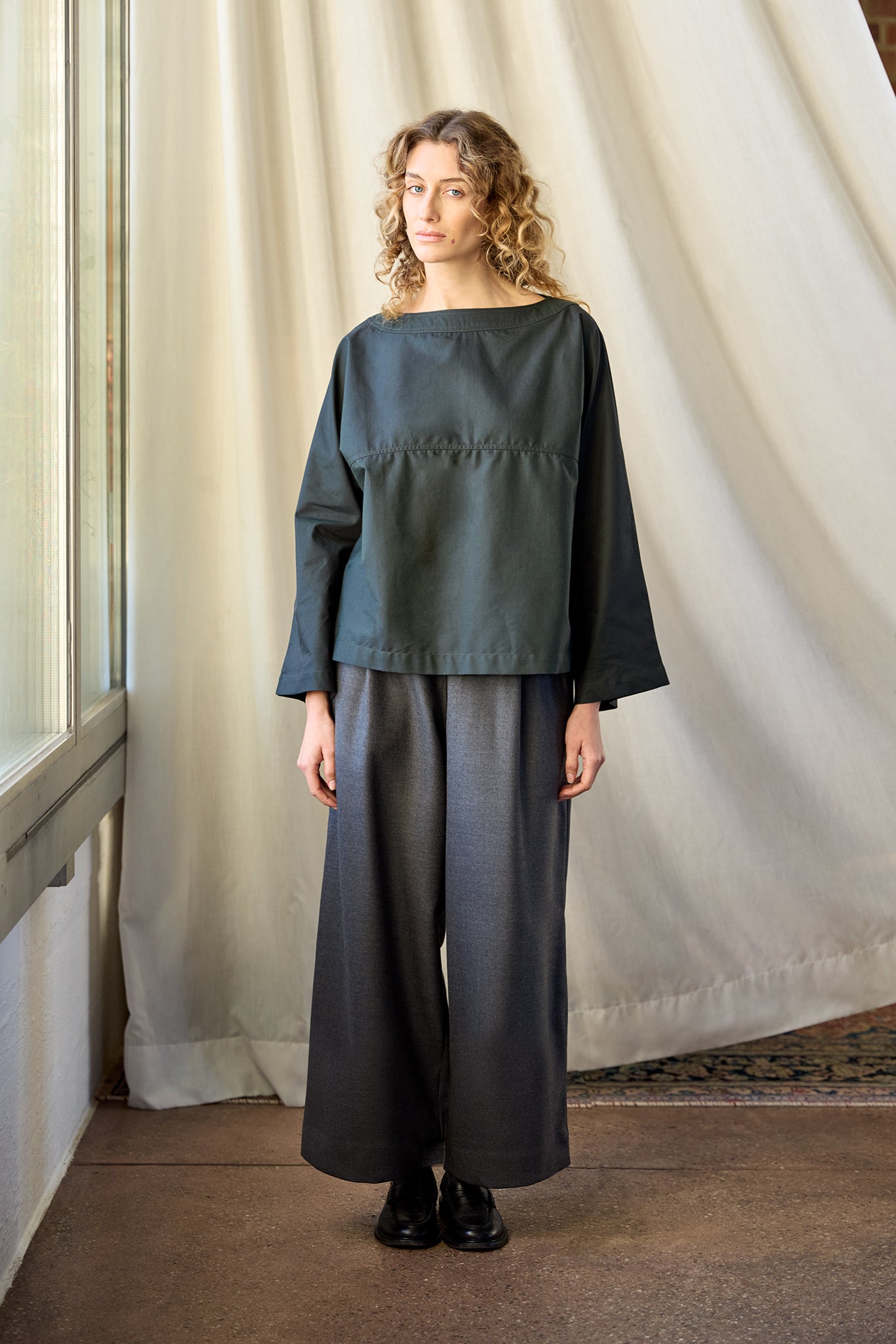 JUSTINE Bundfaltenhose Dunkelgrau