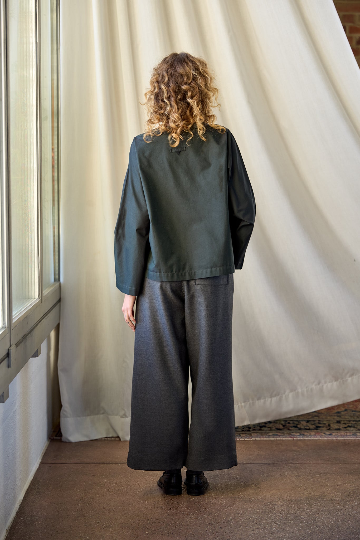 JUSTINE Bundfaltenhose Dunkelgrau