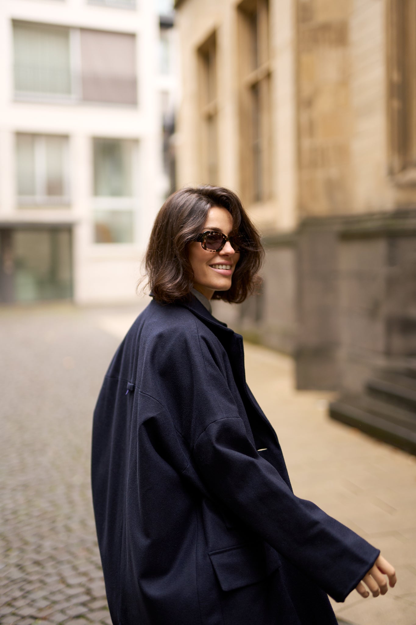 PRE-ORDER: LUISE Mantel