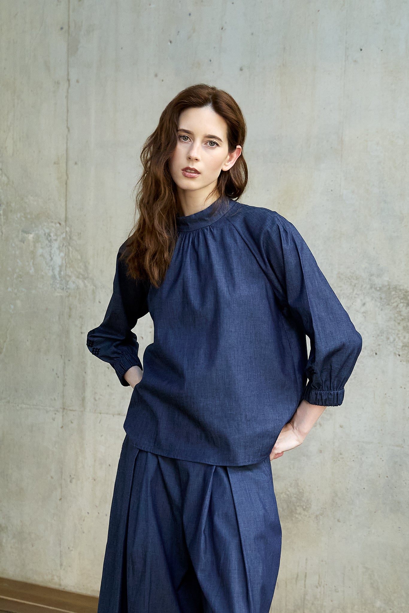 ELENOR Bluse mit Stehkragen