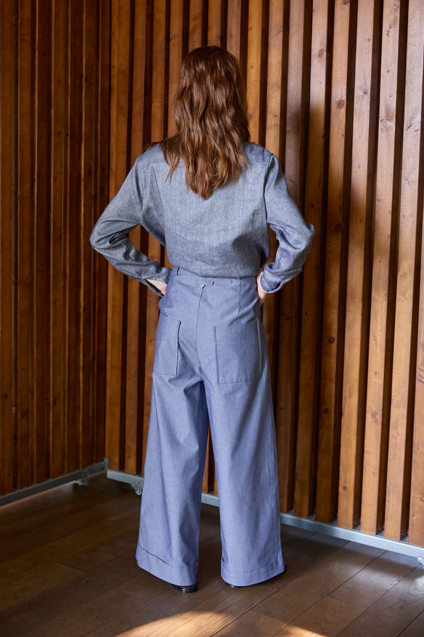 NAOMIE Bundfaltenhose